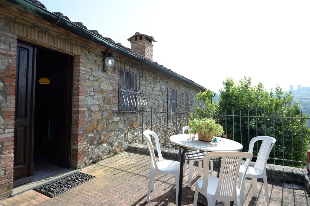 Agriturismo Le Cerinaie Castelnuovo di Val di Cecina Exterior foto