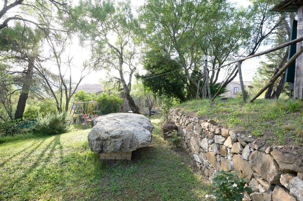 Agriturismo Le Cerinaie Castelnuovo di Val di Cecina Exterior foto